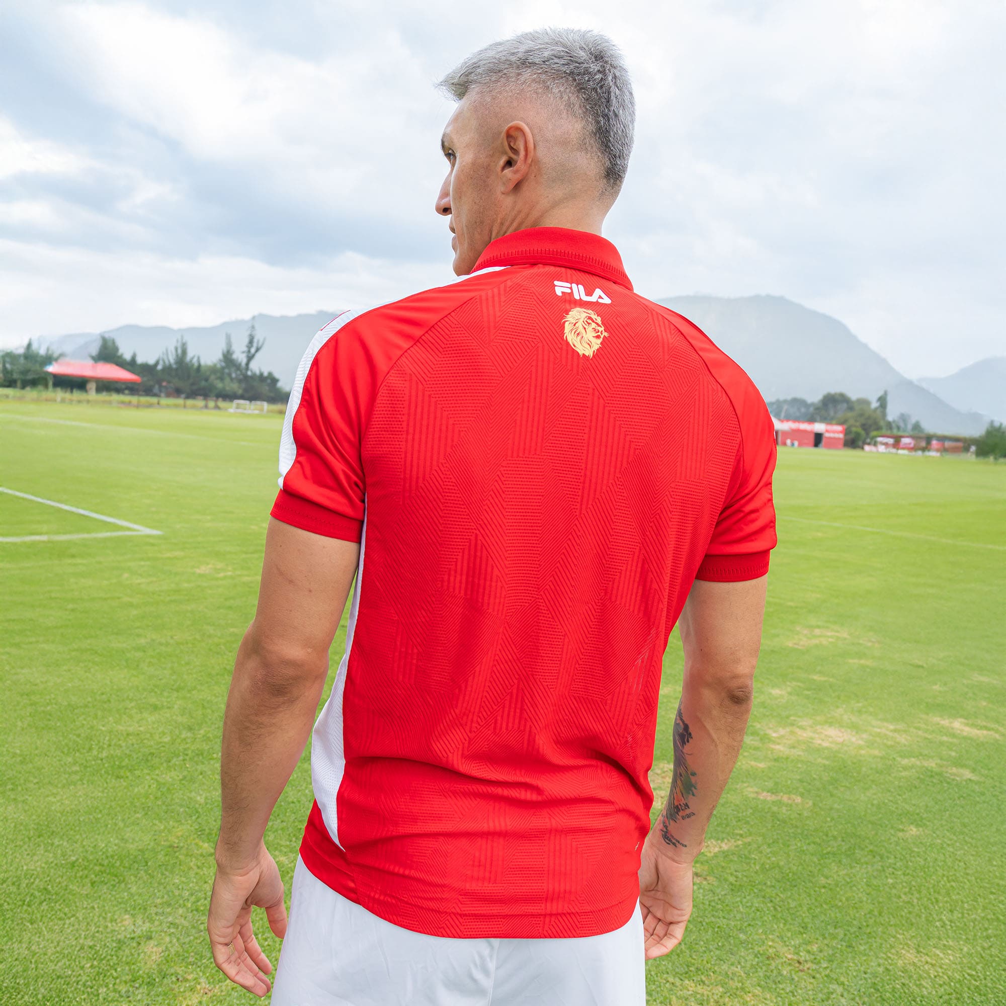 CAMISETA MASCULINA FILA INDEPENDIENTE SANTA FE HOME 2026